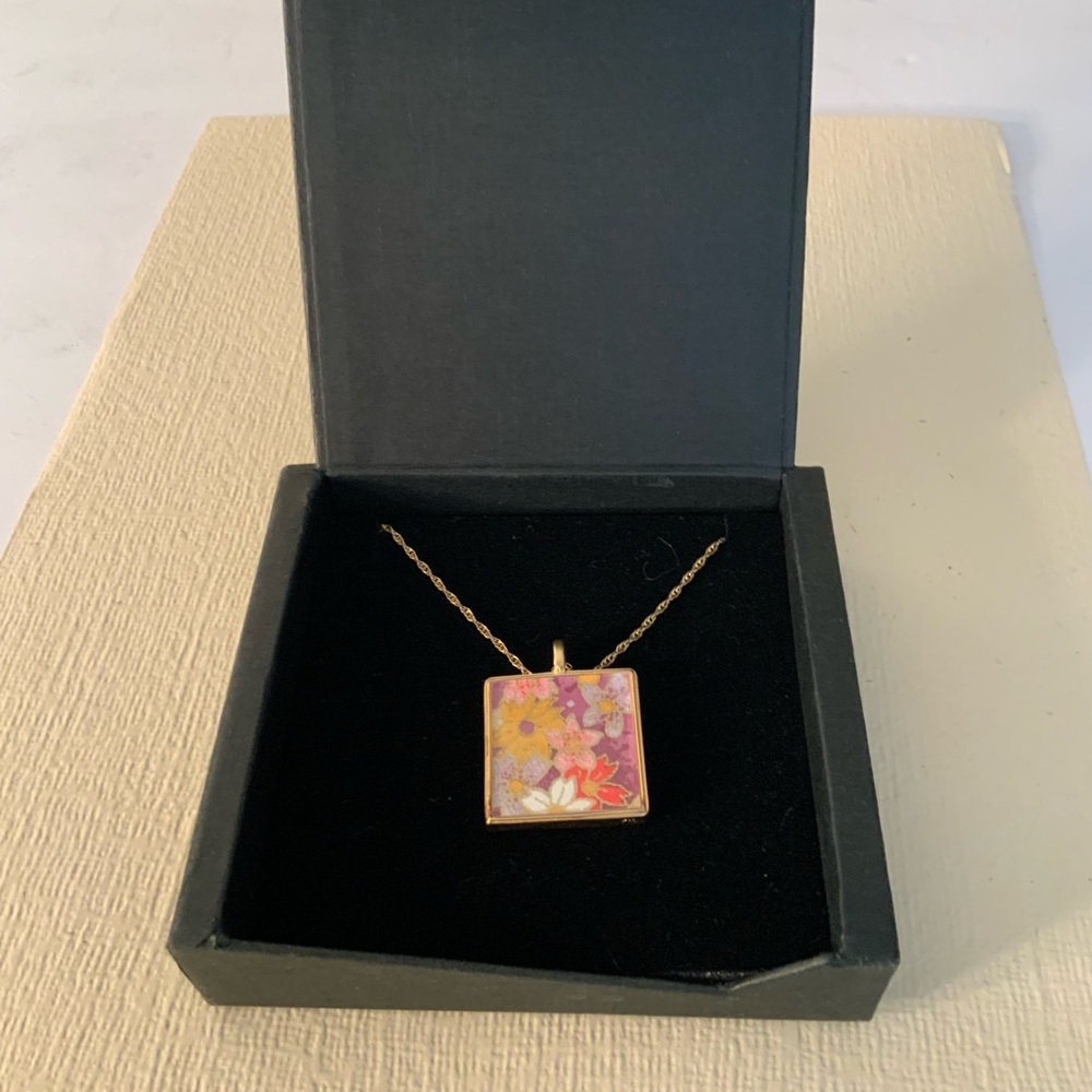 NWB…Pendant Necklace